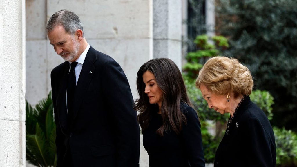 Queen Letizia and King Felipe reunite with Queen Sofia for emotional new day out
