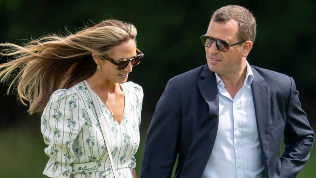 Peter Phillips and female friend Harriet Sperling spend weekend in Bahrain with youngsters