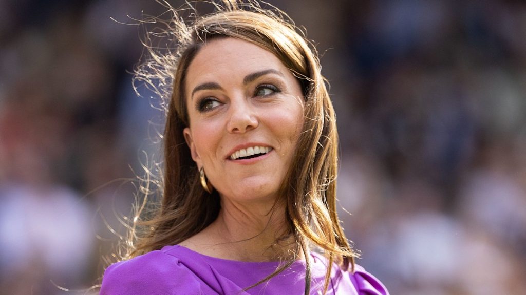 Princess Kate stocks ‘mortifying’ Wimbledon second involving her dad