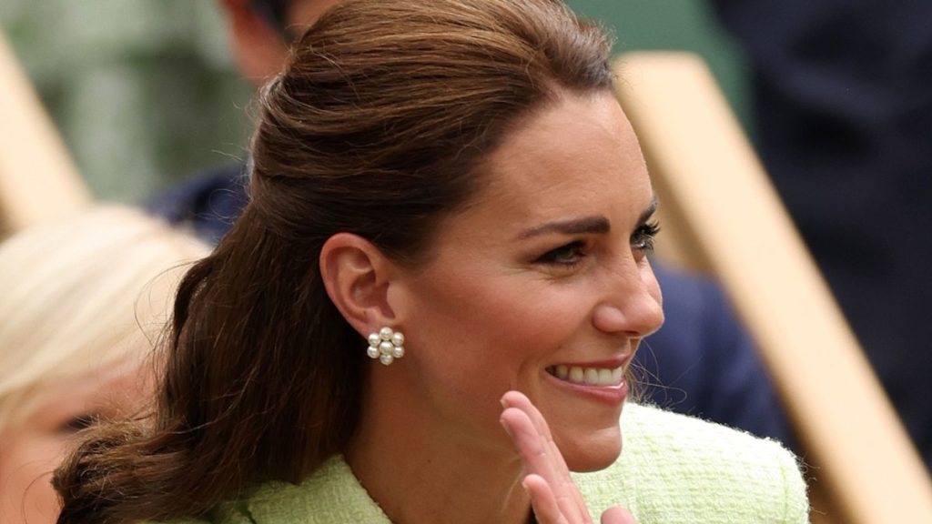 Kate Middleton’s bridal white skirt is formally her perfect Wimbledon glance