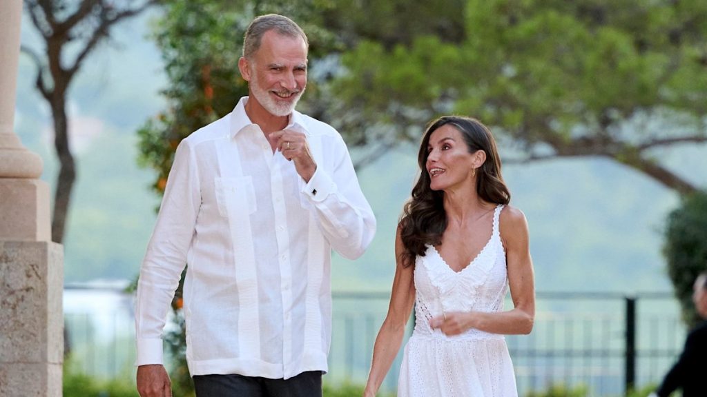 King Felipe and Queen Letizia start their ‘actual’ ultra-private summer time vacation in Greece