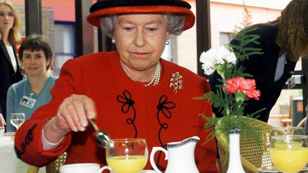 Queen Elizabeth II’s ‘fancy’ spin on a breakfast sandwich is without equal convenience meals