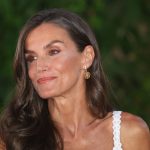 Queen Letizia is a vacation goddess in bridal white get dressed