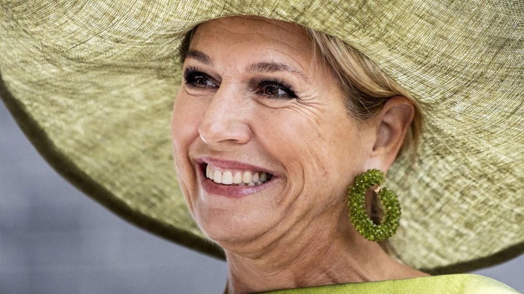 Queen Maxima divides royal enthusiasts with ‘adventurous’ velvet mini get dressed – with leg-baring tassels