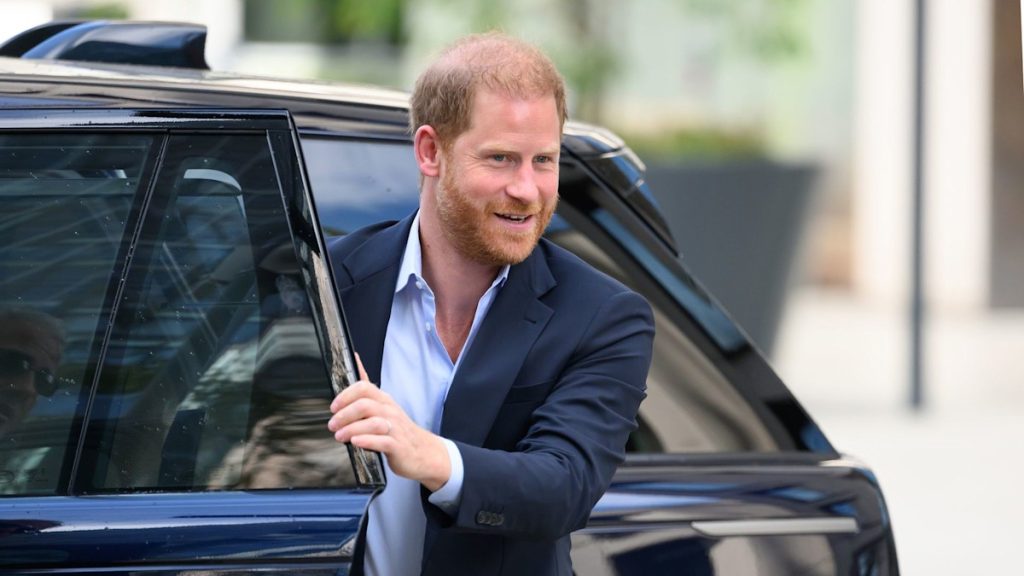 Prince Harry made secret consult with to circle of relatives member at Kensington Palace all the way through UK consult with – Unique