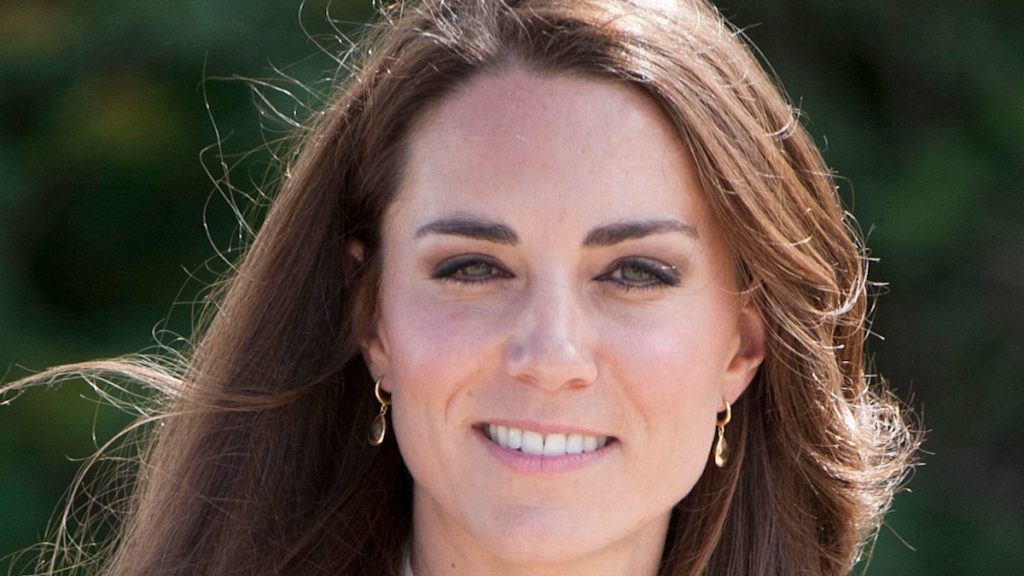 Kate Middleton’s ‘lively’ Zara mini gown with hemline she by no means wears now