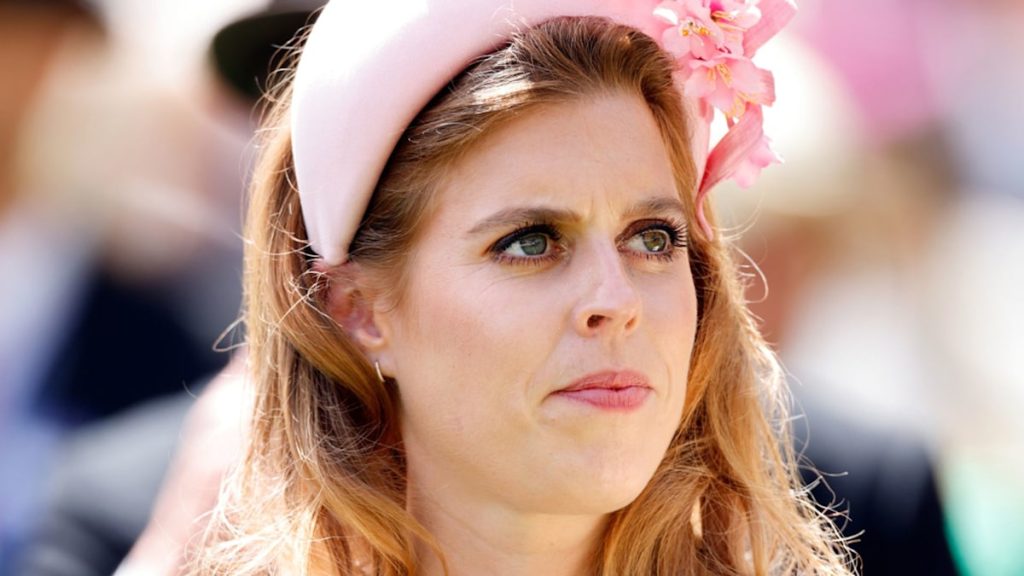 Princess Beatrice displays off sparkling solar tan in colourful strapless minidress