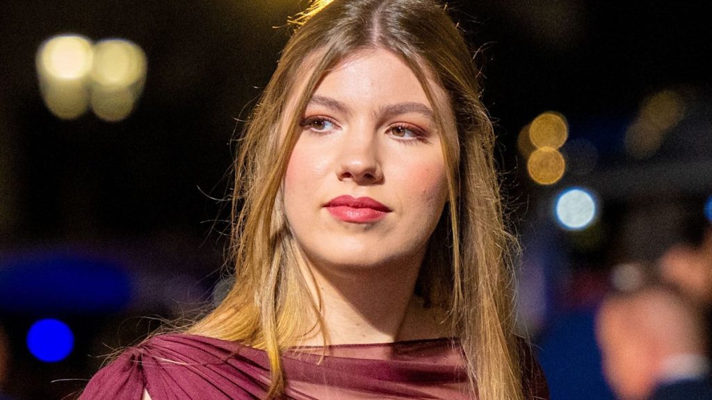 Infanta Sofia secretly copies Princess Amalia’s signature taste with this hanging ensemble