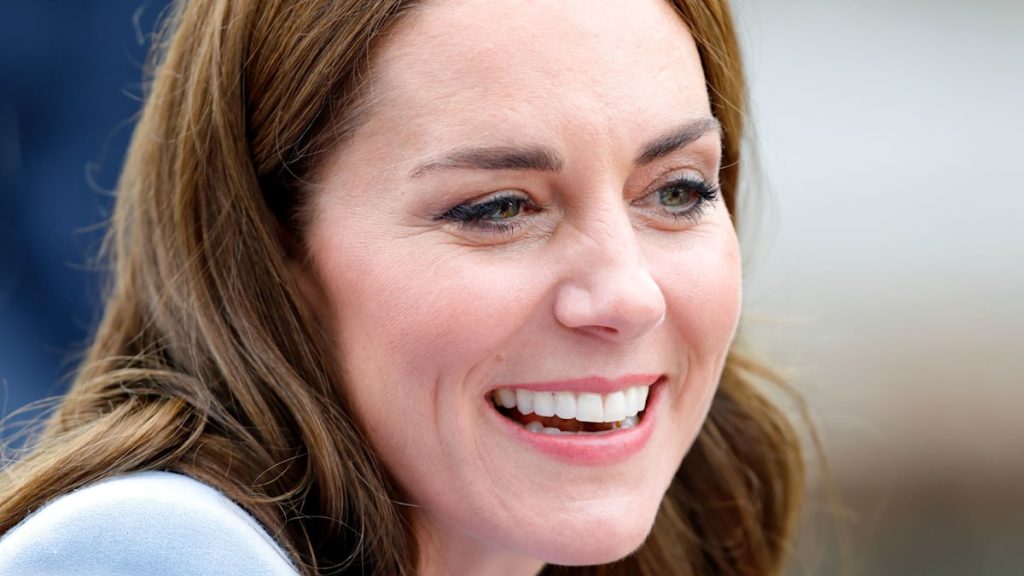 Kate Middleton used to be ‘quietly robust’ in Greek goddess robe
